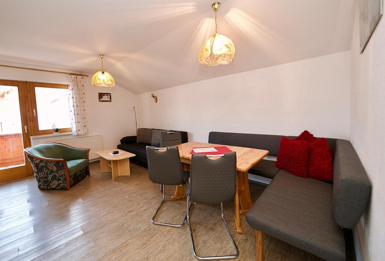 Haus Alpenblick Apartment Ladis Exterior photo