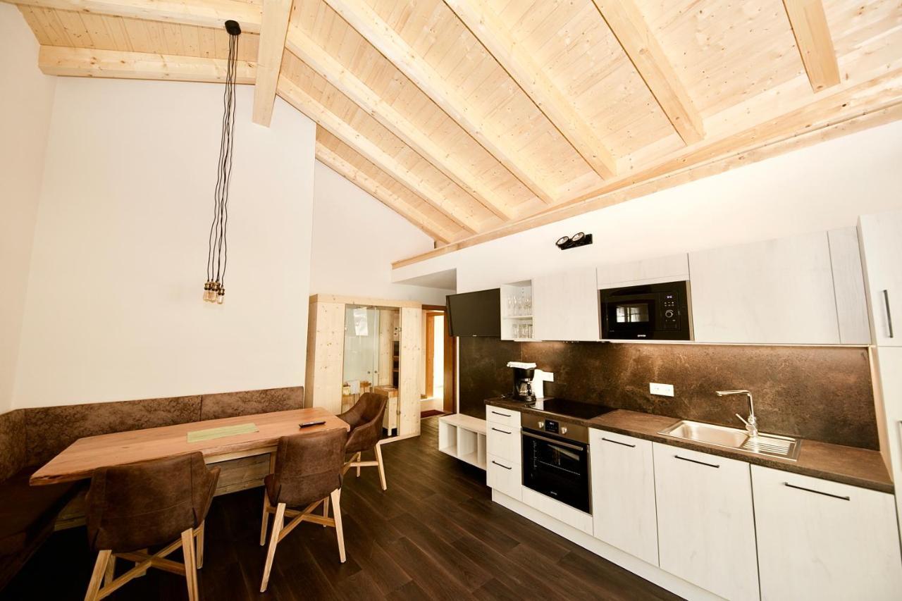 Haus Alpenblick Apartment Ladis Exterior photo